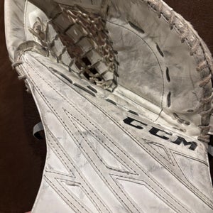 CCM Extreme Flex E4.5 Regular (Used)