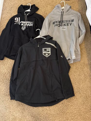 Black Men's Medium Sweatshirt (Used)