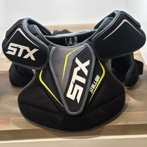 Medium Youth STX Stallion 50 Shoulder Pads