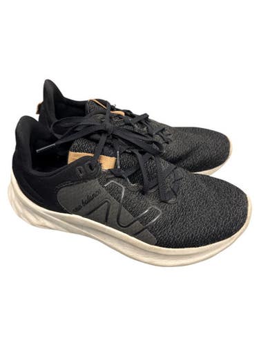 Used New Balance WROAVTGT Running/X-Train Shoes W Grey And White Senior 9 11862-S000089757