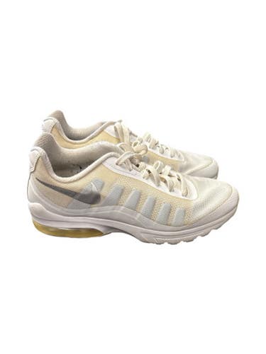 (Used) Size M 11.0 (W 12.0) White Adult Shoes