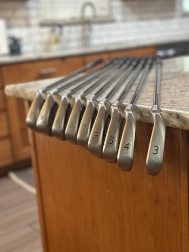Men's Ping G2 Right Handed Iron Set Regular Flex (9 Clubs) #3 - #9, PW, GW Steel Shaft (Used)