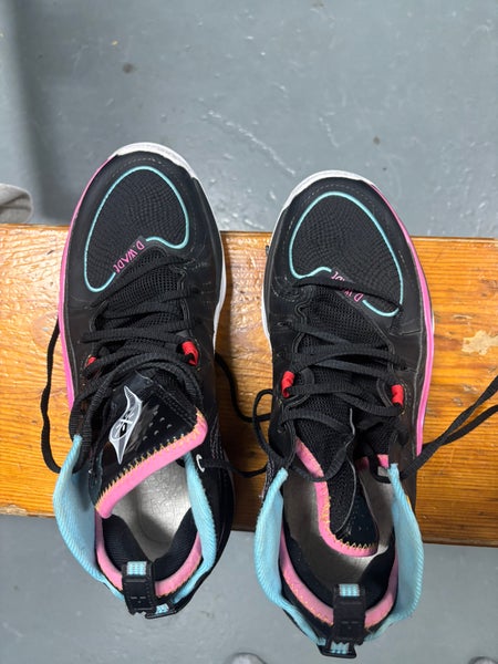 Men's Size M 11.0 (W 12.0) Shoes (Used)