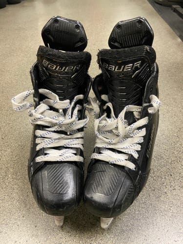 Bauer Supreme Mach Hockey Skates 9 (Used)
