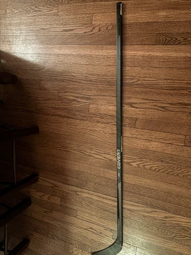 Senior Warrior Covert QR5 Pro Right Handed Hockey Stick W28 (New)