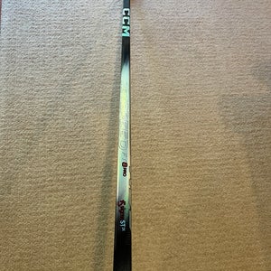 Senior CCM JetSpeed FT8 Pro Right Handed Hockey Stick P28 (New)