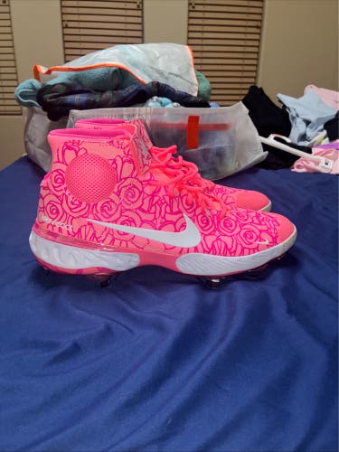 Nike alpha huarache elite 3 high Mother’s Day or size 11