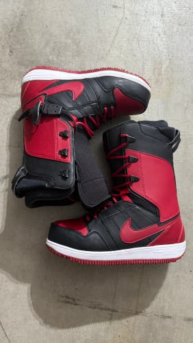 Size M 6.5 (W 7.5) Nike Vapen Snowboard Boots (Used)