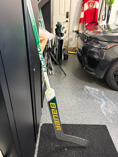 Senior Bauer Hyperlite Regular Goalie Stick 26" Paddle NCAA Clarkson Ethan Haider (New)