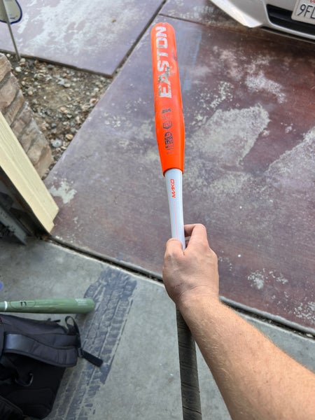 Easton Mako Composite Bat (-3.5) 28 oz 28" (Used)