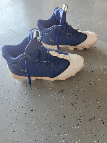 Blue Kid's 6Y (Big Kids / Youth) Youth Under Armour Mid Rim Cleats (Used)