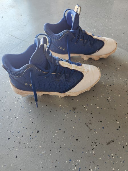 Blue Kid's 6Y (Big Kids / Youth) Youth Under Armour Mid Rim Cleats (Used)