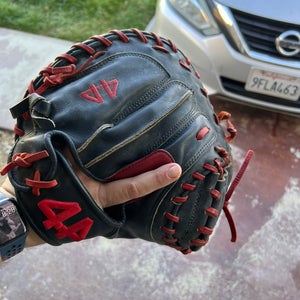 44 Pro C2 RH Catcher's Baseball Glove 34" (Used)