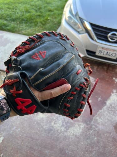 44 Pro C2 RH Catcher's Baseball Glove 34" (Used)