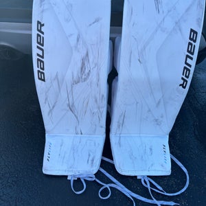 2025 34” Bauer FlyLite Leg Pads (Used)