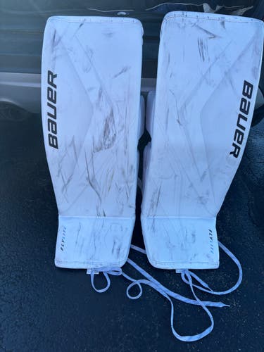 2025 34” Bauer FlyLite Leg Pads (Used)