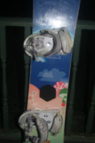 Women's Burton Punch Snowboard 141cm with Burton Bindings