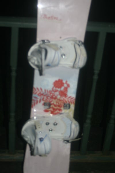 Women's Burton Feather Snowboard 135cm with Burton Bindings