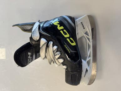 Used CCM XF 80 Youth Hockey Skate Youth 11.5 11860-S000299576