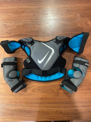 Youth Medium Youth Nike Vapor LT Shoulder & Elbow Pads (Used)