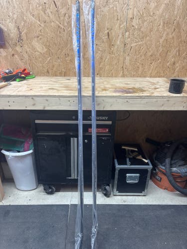 Senior Bauer Vapor Hyperlite 2 Right Handed Hockey Stick P92 (New)