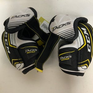 Used CCM TACKS 5092 Junior Elbow Pads MD 11823-S000035137