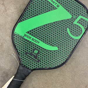 Onix Sports Graphite Z5 Pickleball Paddle (Used)