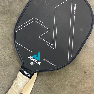 JOOLA Radius Carbon Grip Surface 16mm Pickleball Paddle (Used)