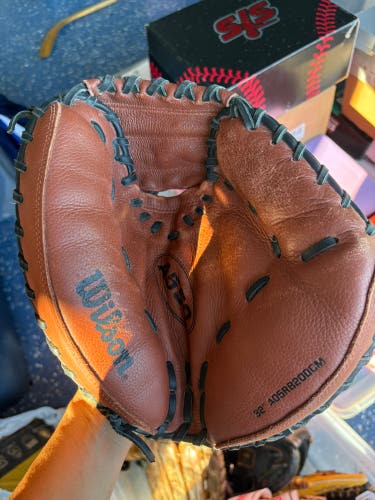 Wilson RH Catcher's Glove 32" (Used)
