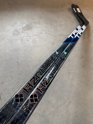 2 PACK 70 Flex P92M Hzrdus Smoke Senior True Left Handed Pro Stock (New) NHL