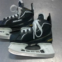 Used Bauer SUPREME Youth Hockey Skate Youth 11.0 11339-S000195539