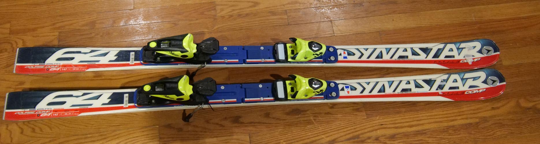 Kid's Racing 147 cm Dynastar Team Course Skis With Bindings Max Din 11 (Used)