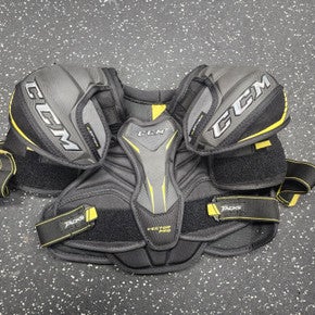 Used CCM VECTOR PRO Junior Shoulder Pads MD 11849-S000032873
