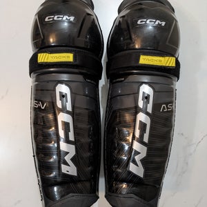 CCM Tacks AS-V Senior 14” Shin Guards – Excellent Condition