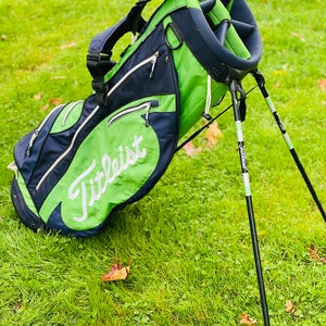 Men's Titleist Bag (Used)