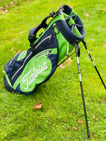 Men's Titleist Bag (Used)