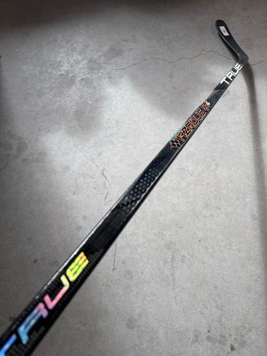 95 Flex P92 Senior True Left Hand Hockey Stick Pro Stock NHL (New)