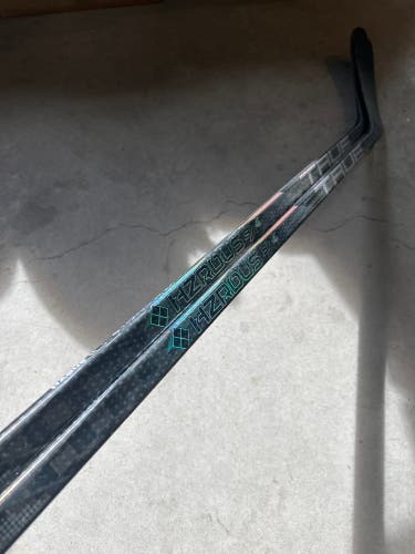 2 PACK P86 105 Flex Senior True Hzrdus Left Handed Hockey Stick Pro Stock (New)