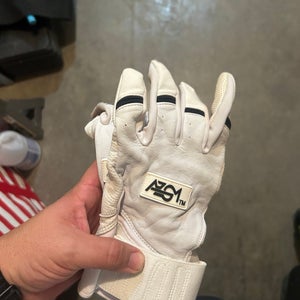 XL Batting Gloves (Used)