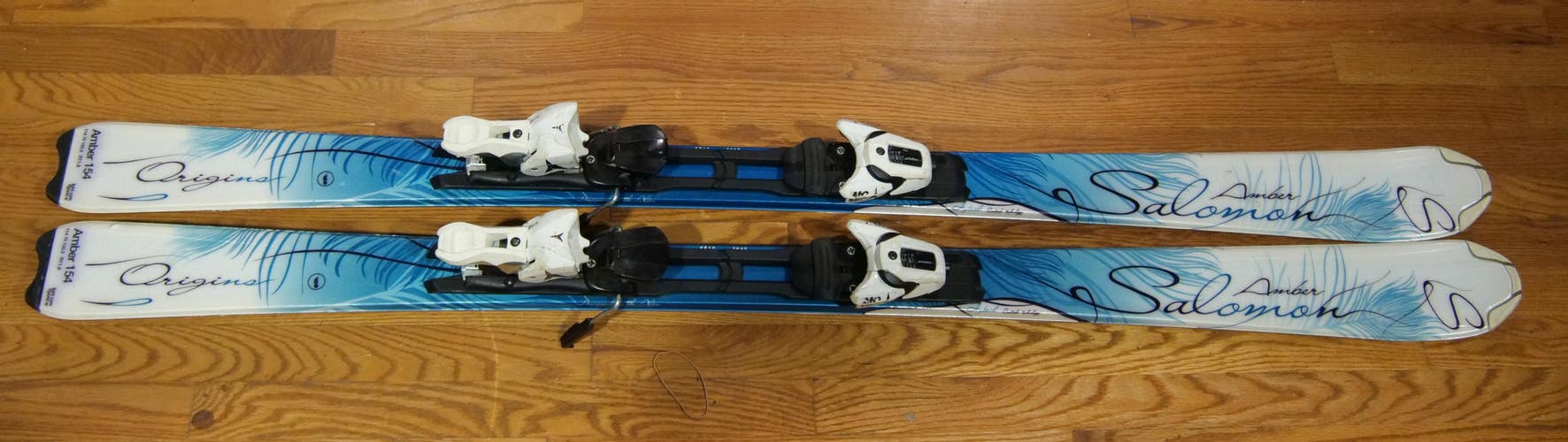 Women's All Mountain 154 cm Salomon Origins Amber Skis With Bindings Max Din 10 (Used)