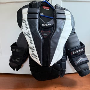Medium CCM Eflex 5.9 Goalie Chest Protector Pro Stock (Used)