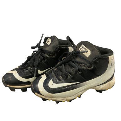 Used Under Armour HOVR TURF SHOE BB/SB Cleats Black Junior 03 11859-S000026393