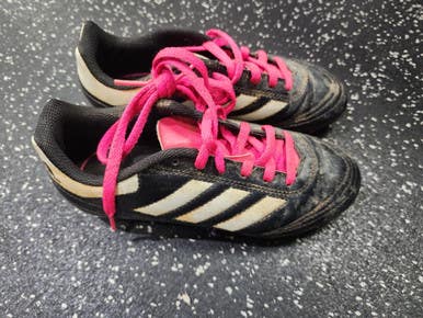 Used Adidas Soccer Cleats Black And White Junior 01.5 11849-S000031701