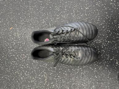 Used Nike TIEMPO SOCCER CLEATS Soccer Cleats Black Senior 11 11849-S000032625