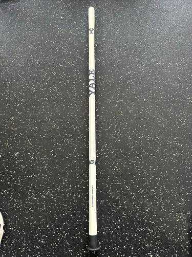 Used Gait MIDSIZE DIAMETER Womens Atk/Mid LAX Shaft White 11849-S000032737