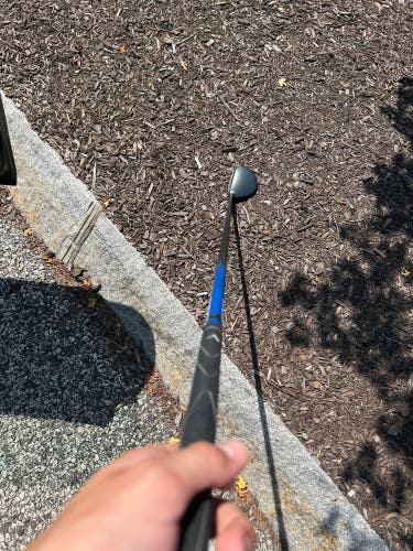 Callaway X2 Hot 17° Hybrid – Graphite Shaft, Excellent Condition