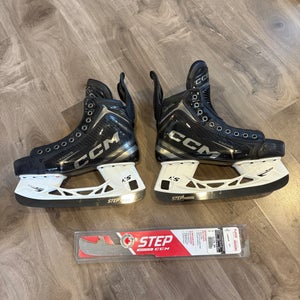 2024 CCM Tacks XF Pro Hockey Skates Regular Width 8.5 (Used)