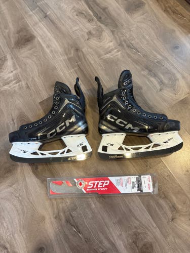 2024 CCM Tacks XF Pro Hockey Skates Regular Width 8.5 (Used)