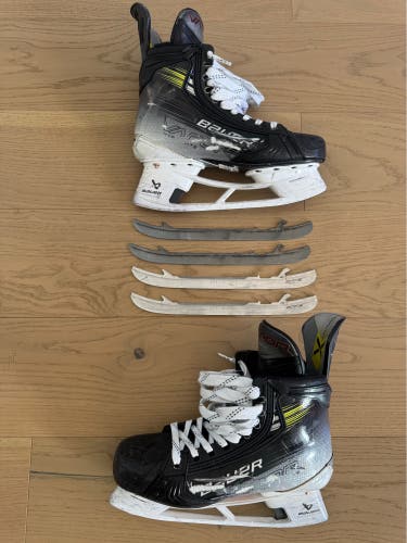 2024 Bauer Vapor Hyperlite 2 Hockey Skates Regular Width 9.5 (Used)