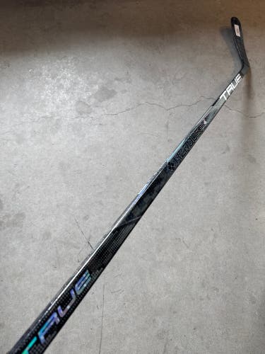 P88 85 Flex Senior True 9x4 Left Handed Hockey Stick Pro Stock NHL (New)
